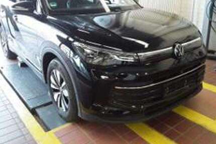 VW Tiguan 15.450 km 34.830 &euro; Roth 91154