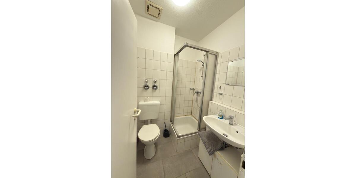 Etagenwohnung Fürth Südstadt - 1 Zimmer, 27 m&sup2;, 420&euro; | Angebot:25963111
