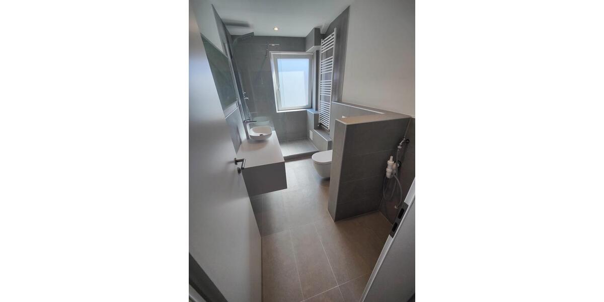 Etagenwohnung Nürnberg - 2 Zimmer, 70 m&sup2;, 990&euro; | Angebot:25824588