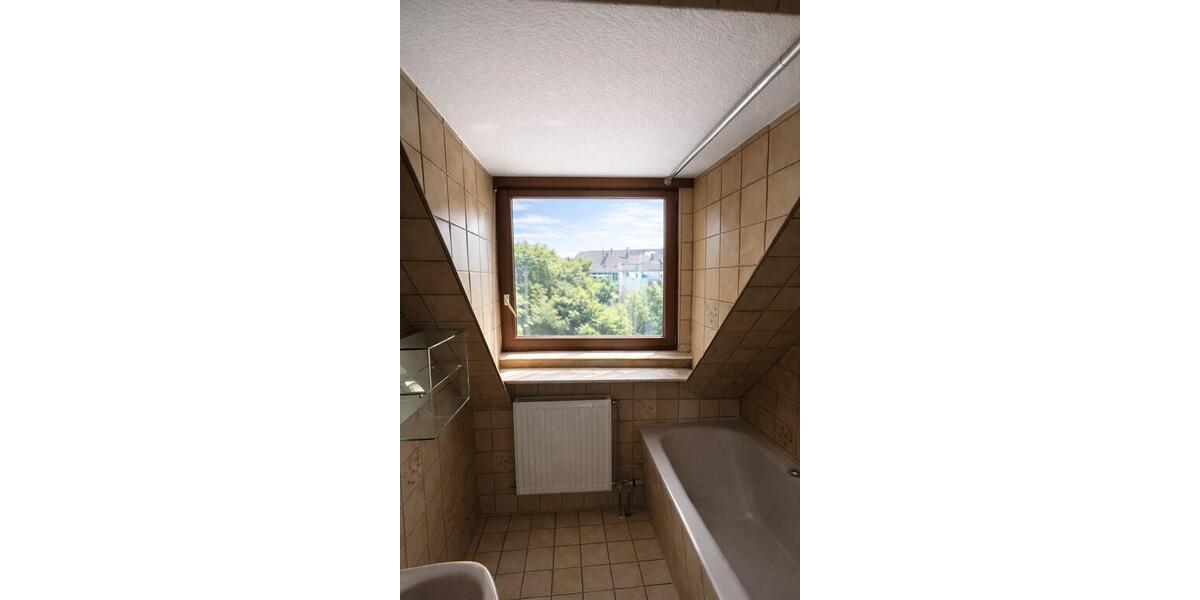 Dachgeschoßwohnung Nürnberg Erlenstegen - 2 Zimmer, 72 m&sup2;, 960&euro; | Angebot:25286793