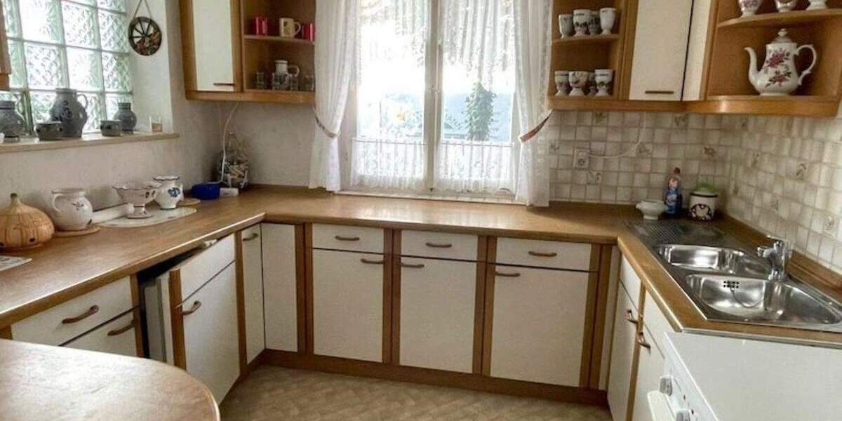 Mehrfamilienhaus, Wohnhaus Altdorf bei Nürnberg Altdorf - 6 Zimmer, 150 m&sup2;, 225.000&euro; | Angebot:25662829