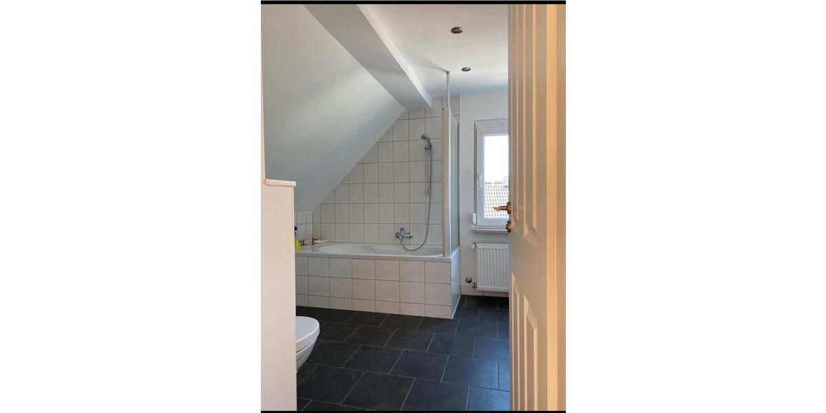 Dachgeschoßwohnung Nürnberg Holzheim - 2 Zimmer, 46 m&sup2;, 770&euro; | Angebot:25642038