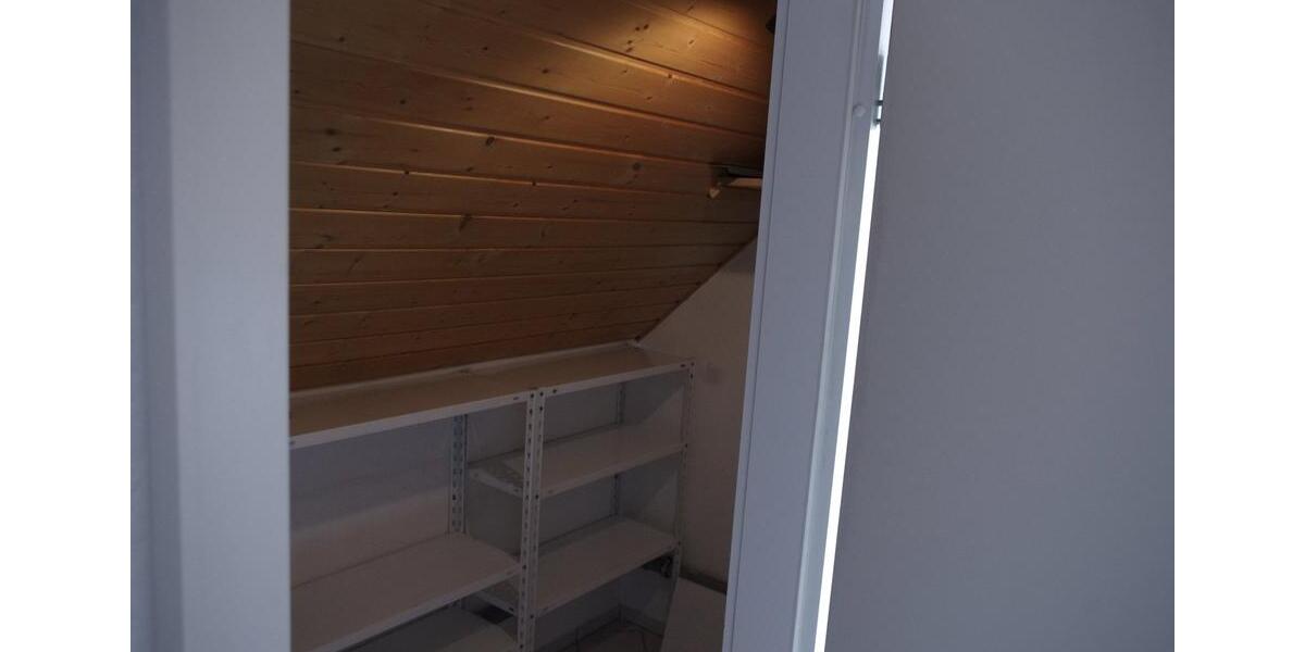 Dachgeschoßwohnung Weisendorf - 3 Zimmer, 95 m&sup2;, 900&euro; | Angebot:25268765