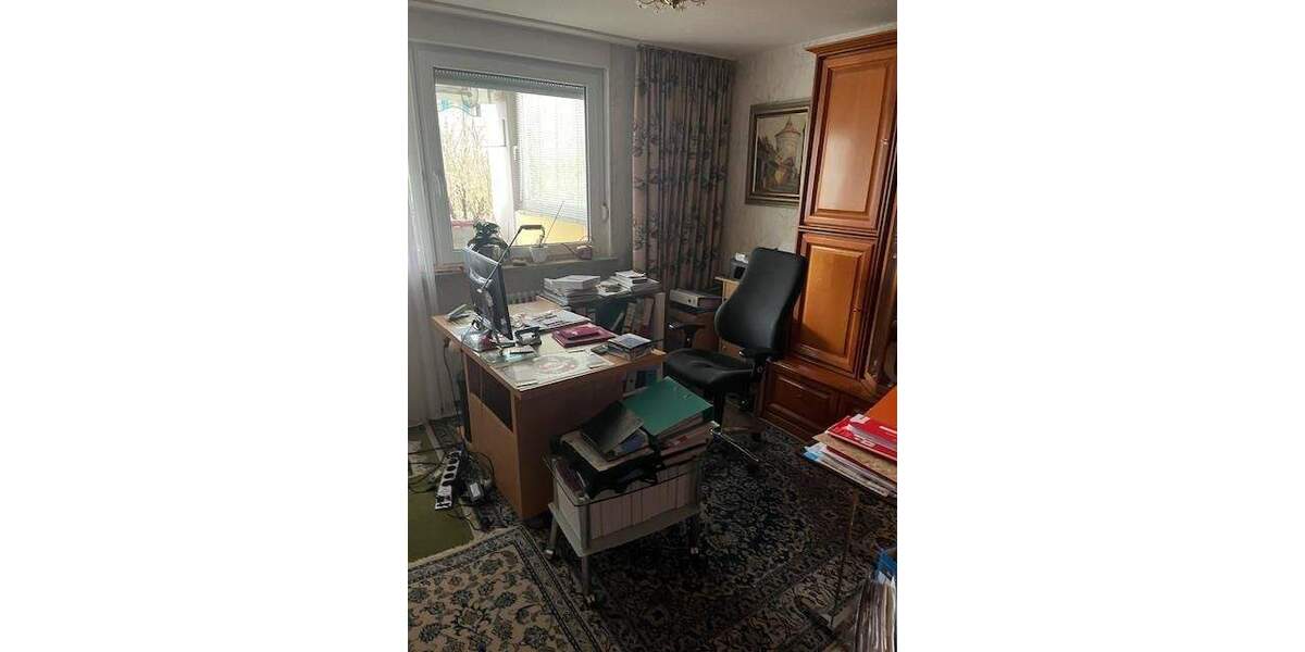 Etagenwohnung Nürnberg Langwasser - 3 Zimmer, 84 m&sup2;, 225.000&euro; | Angebot:25709204