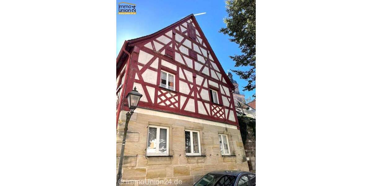 Mehrfamilienhaus, Wohnhaus Altdorf bei Nürnberg Altdorf - 6 Zimmer, 150 m&sup2;, 225.000&euro; | Angebot:25662829