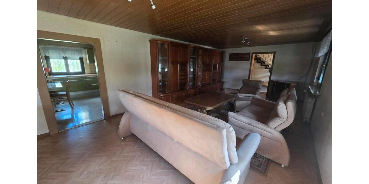 Villa Schwabach - 20 Zimmer, 250 m&sup2;, 4.200&euro; | Angebot:26652343