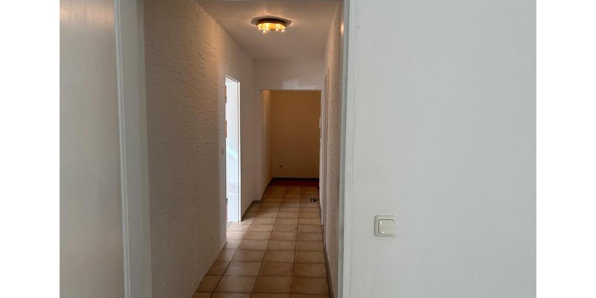 Erdgeschoßwohnung Cadolzburg - 3 Zimmer, 73 m&sup2;, 220.000&euro; | Angebot:26383231