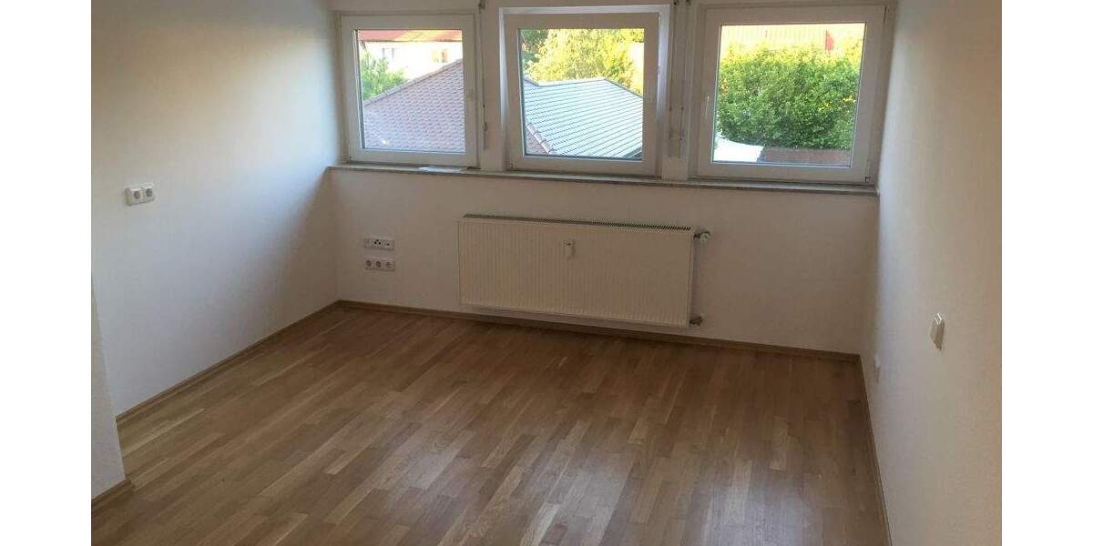 Etagenwohnung Nürnberg Neukatzwang - 5 Zimmer, 110 m&sup2;, 1.450&euro; | Angebot:25865352