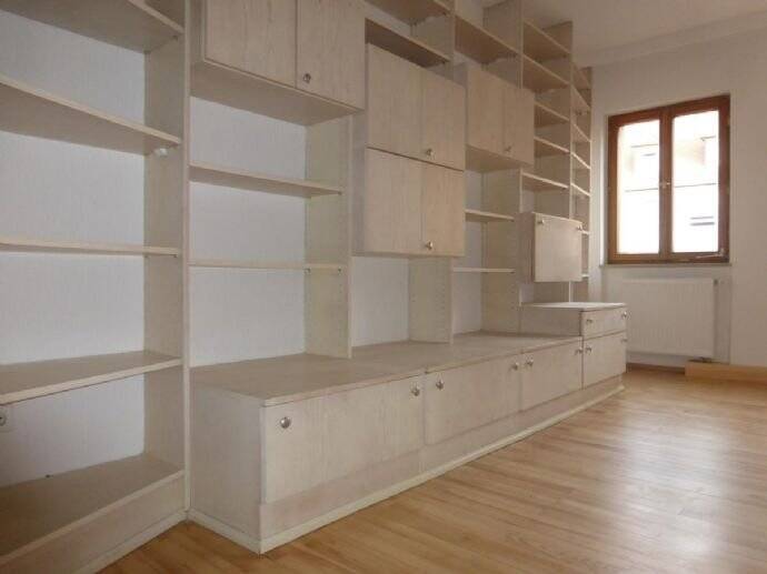 Etagenwohnung Nürnberg Lorenz - 3 Zimmer, 127 m&sup2;, 850&euro; | Angebot:25695941