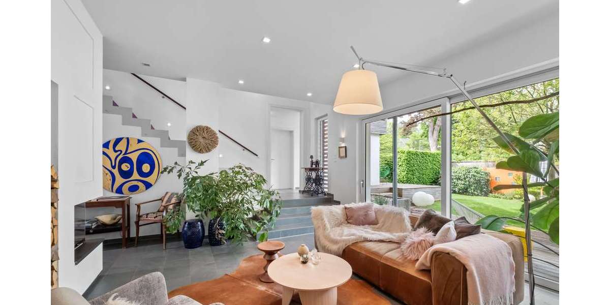 Einfamilienhaus Roth - 8 Zimmer, 372 m&sup2;, 1.150.000&euro; | Angebot:26882504