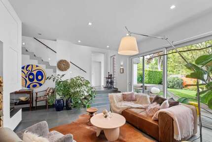Haus Roth - 8 Zimmer, 372 m&sup2;, 1.150.000&euro; | Angebot:26882504