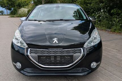 Peugeot 208 80.000 km 5.200 &euro; Wendelstein 90530