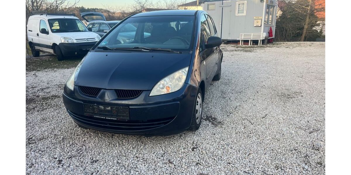 Mitsubishi Colt 213.665 km 999 &euro; Nürnberg 90439