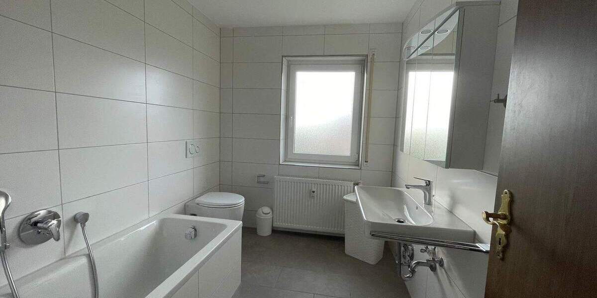Etagenwohnung Herzogenaurach - 3 Zimmer, 102 m&sup2;, 398.000&euro; | Angebot:25704444
