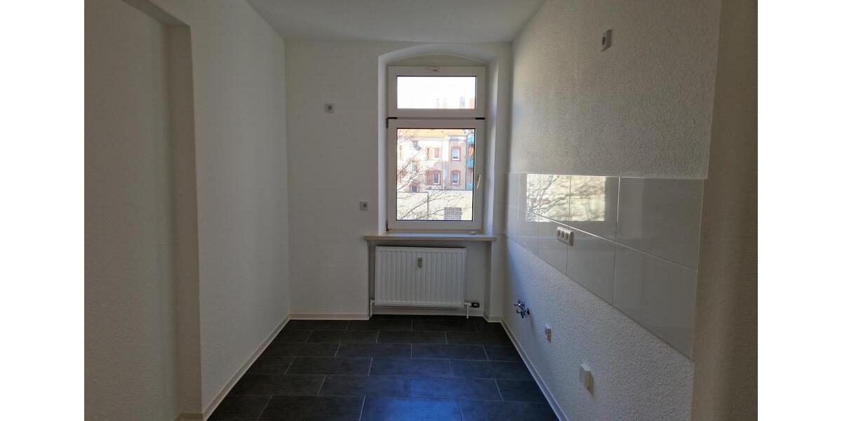 Etagenwohnung Nürnberg Sankt Leonhard - 4 Zimmer, 100 m&sup2;, 1.050&euro; | Angebot:25566744