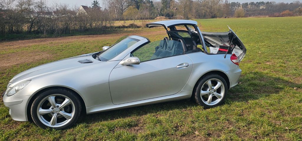 Mercedes-Benz SLK 200 52.000 km 16.900 &euro; Fürth 90766