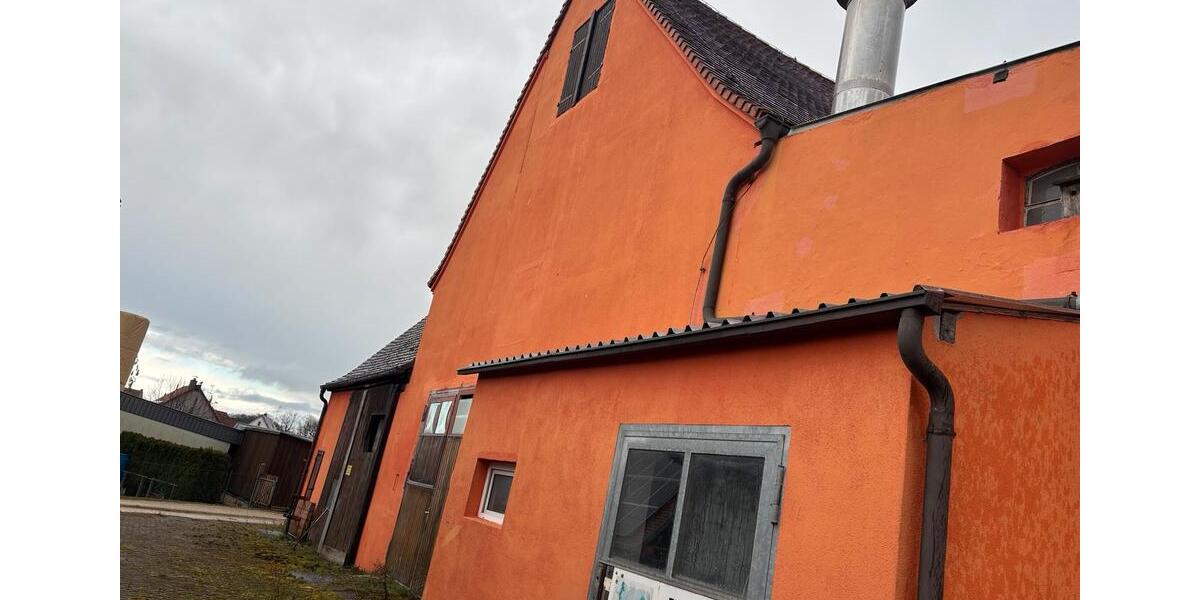 Bauernhaus, Landhaus Roßtal - 5 Zimmer, 120 m&sup2;, 470.000&euro; | Angebot:25978106