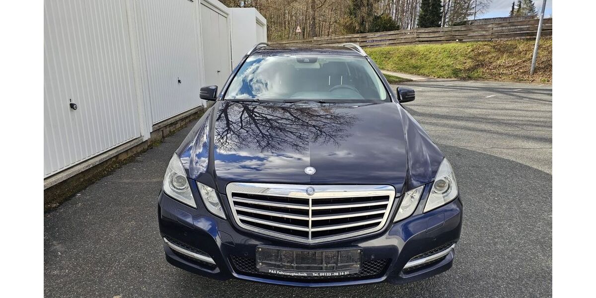 Mercedes-Benz E 350 156.800 km 13.950 &euro; Lauf a. d. Pegnitz 91207