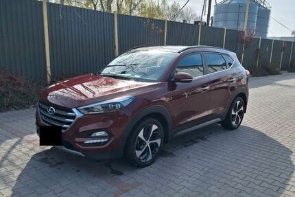 Hyundai TUCSON 63.000 km 8.000 &euro; Nürnberg 90461