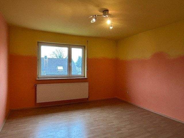 Mehrfamilienhaus, Wohnhaus Röttenbach - 8 Zimmer, 152 m&sup2;, 479.000&euro; | Angebot:25671223