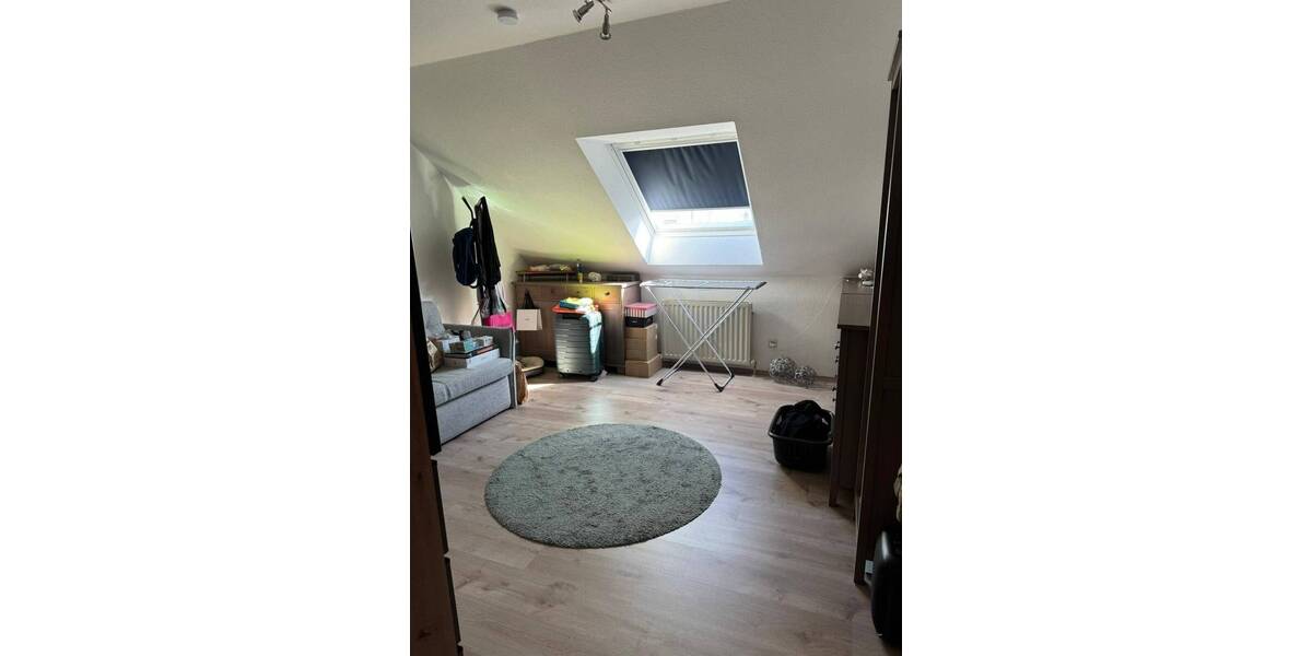 Etagenwohnung Heßdorf - 3 Zimmer, 89 m&sup2;, 890&euro; | Angebot:25665158