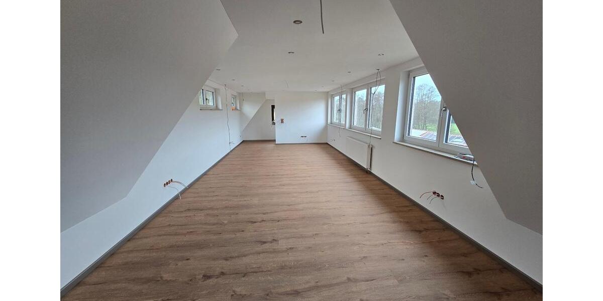 Einfamilienhaus Wendelstein - 1 Zimmer, 90 m&sup2;, 1.300&euro; | Angebot:25872934