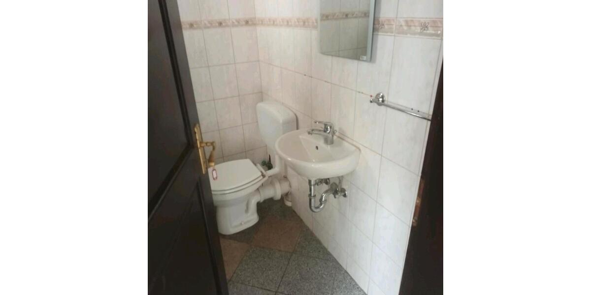 Einfamilienhaus Fürth Eigenes Heim - 5 Zimmer, 180 m&sup2;, 1.800&euro; | Angebot:25337798