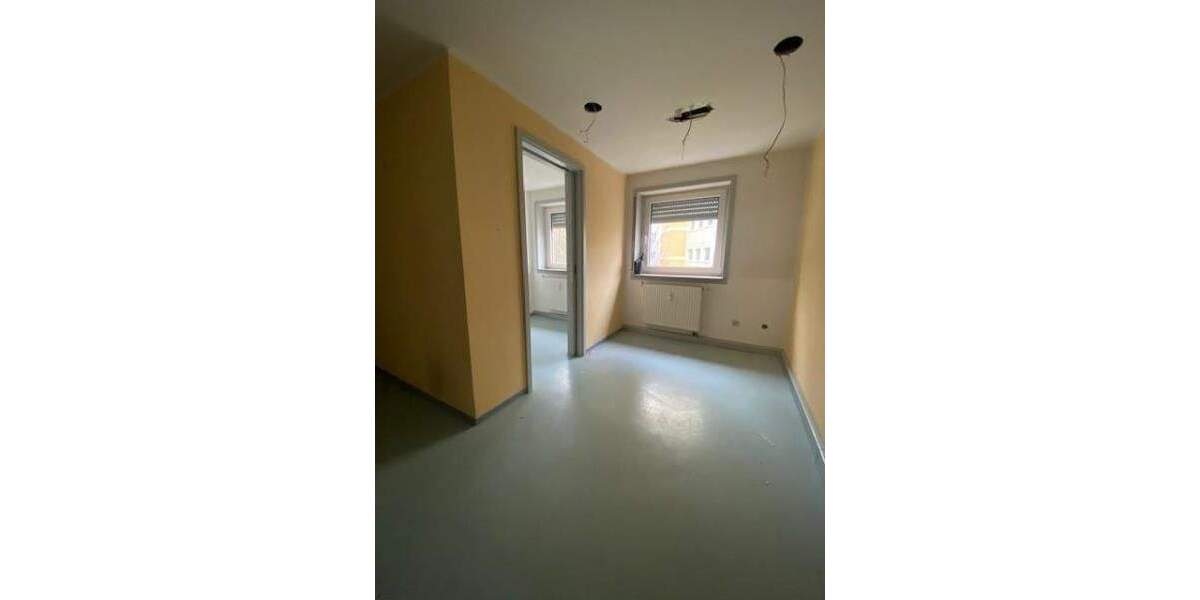 Gewerbeobjekt Nürnberg Langwasser - 6 Zimmer, 125 m&sup2;, 1.250&euro; | Angebot:25665546