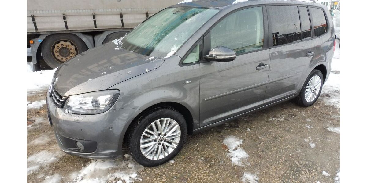 VW Touran 262.871 km 7.900 &euro; Fürth 90763