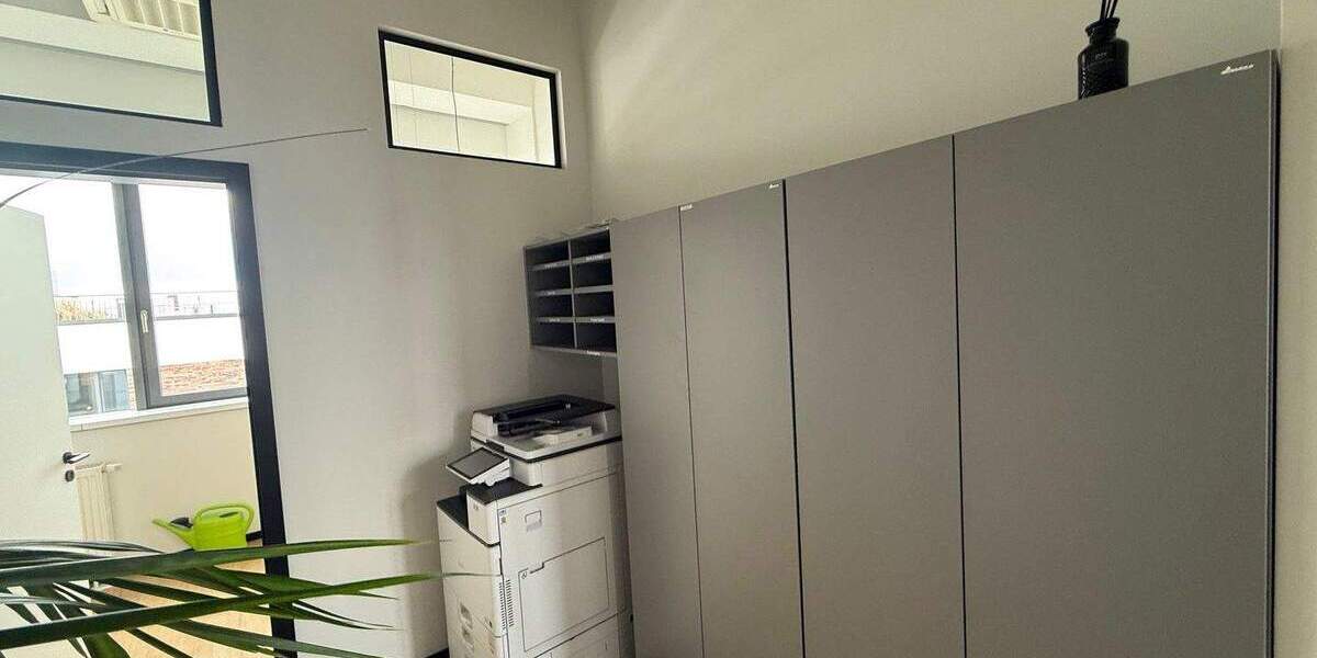Gewerbeobjekt Erlangen Erlangen-Süd - 3 Zimmer, 650&euro; | Angebot:26014822