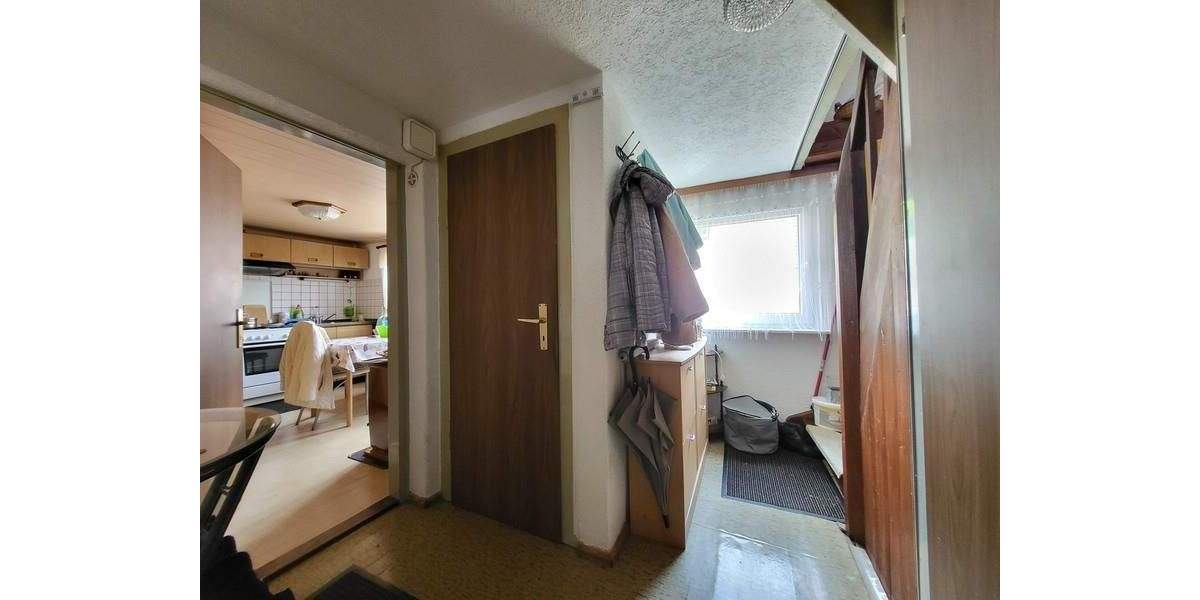 Mehrfamilienhaus, Wohnhaus Simmelsdorf Hüttenbach - 8 Zimmer, 107 m&sup2;, 208.000&euro; | Angebot:25699410