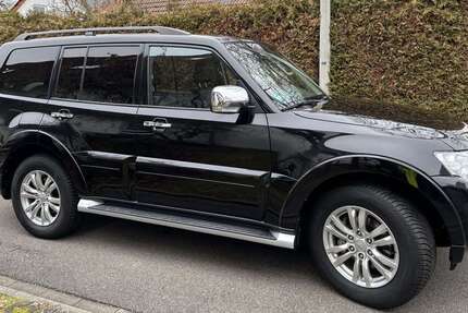 Mitsubishi Pajero 130.000 km 29.400 &euro; Nürnberg 90455