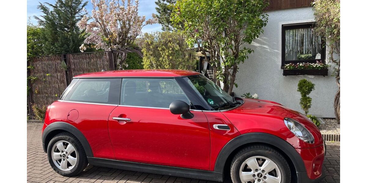 Mini ONE 81.100 km 8.700 &euro; Pyrbaum 90602