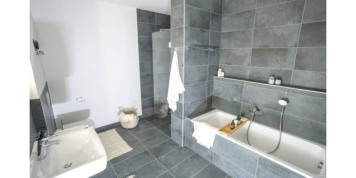 Etagenwohnung Roth - 3 Zimmer, 83 m&sup2;, 414.900&euro; | Angebot:26289922