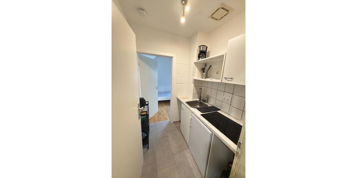 Etagenwohnung Fürth Südstadt - 1 Zimmer, 27 m&sup2;, 420&euro; | Angebot:25963111