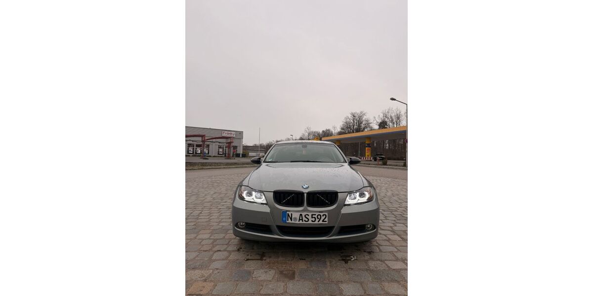 BMW 320 151.000 km 7.100 &euro; Nürnberg 90443
