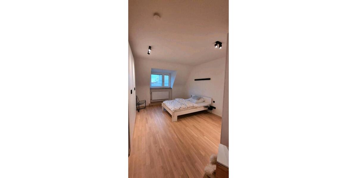 Dachgeschoßwohnung Nürnberg Kleinweidenmühle - 3 Zimmer, 68 m&sup2;, 335.000&euro; | Angebot:26789097
