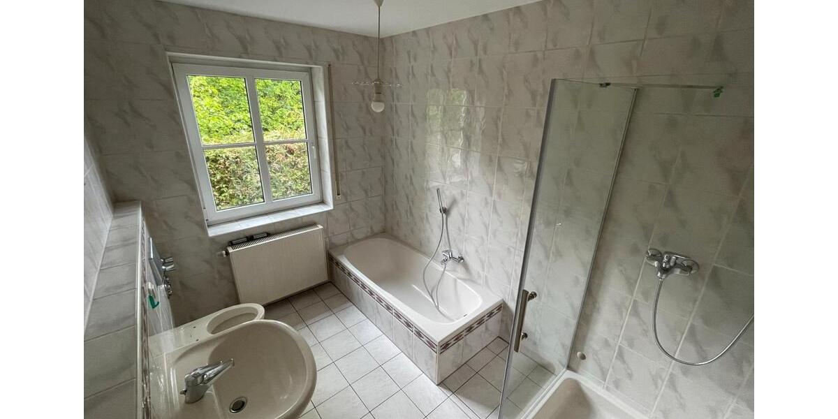 Erdgeschoßwohnung Schwabach - 4 Zimmer, 119 m&sup2;, 1.300&euro; | Angebot:26626301