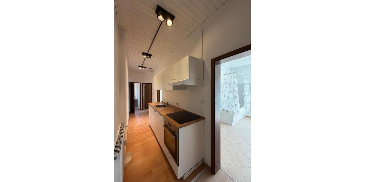 Etagenwohnung Nürnberg Sankt Leonhard - 1 Zimmer, 15 m&sup2;, 410&euro; | Angebot:26003985