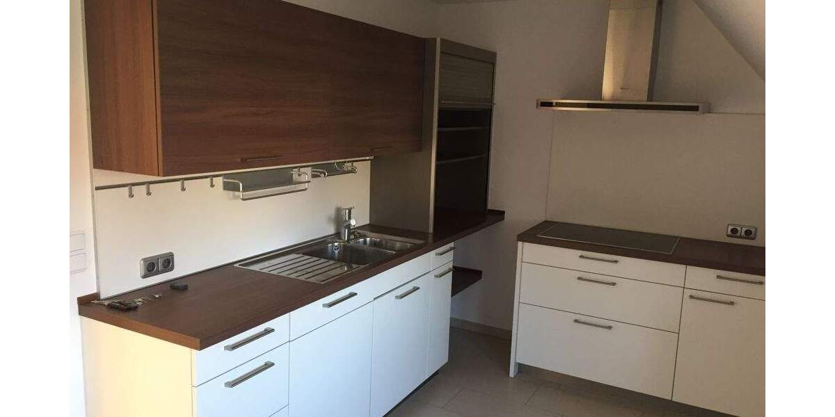 Etagenwohnung Nürnberg Neukatzwang - 5 Zimmer, 110 m&sup2;, 1.450&euro; | Angebot:25865352