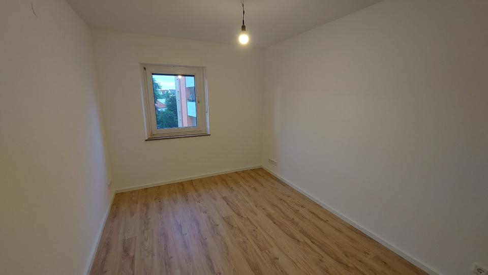 Etagenwohnung Neunkirchen am Sand - 3 Zimmer, 75 m&sup2;, 865&euro; | Angebot:25440146