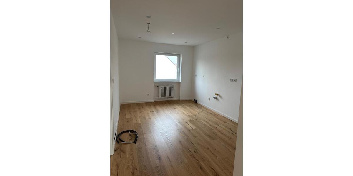 Etagenwohnung Nürnberg Kleinweidenmühle - 3 Zimmer, 87 m&sup2;, 1.600&euro; | Angebot:25945356