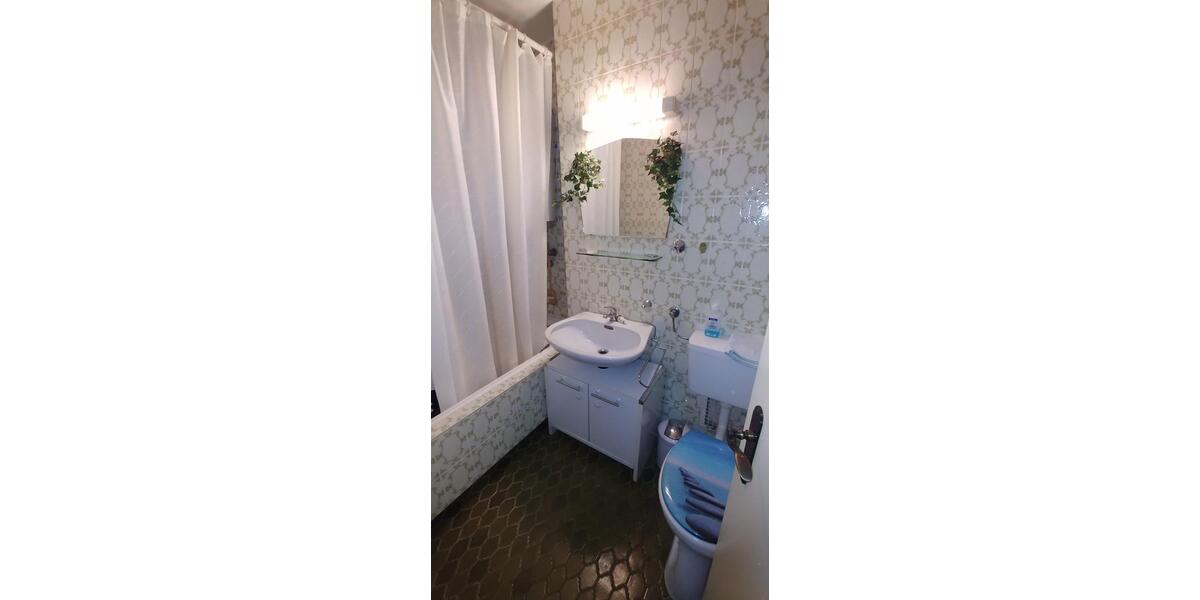 Etagenwohnung Nürnberg Sankt Leonhard - 3 Zimmer, 72 m&sup2;, 1.000&euro; | Angebot:25440143