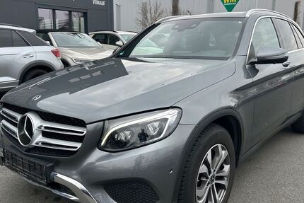 Mercedes-Benz GLC 300 90.075 km 27.900 &euro; Fürth 90763