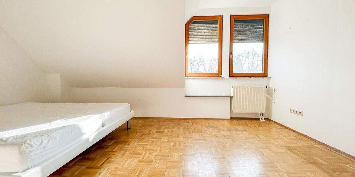 Einfamilienhaus Fürth Vach - 7 Zimmer, 218 m&sup2;, 849.000&euro; | Angebot:25722349
