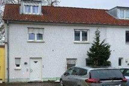 Haus Nürnberg Eibach - 5 Zimmer, 95 m&sup2;, 380.000&euro; | Angebot:25899876