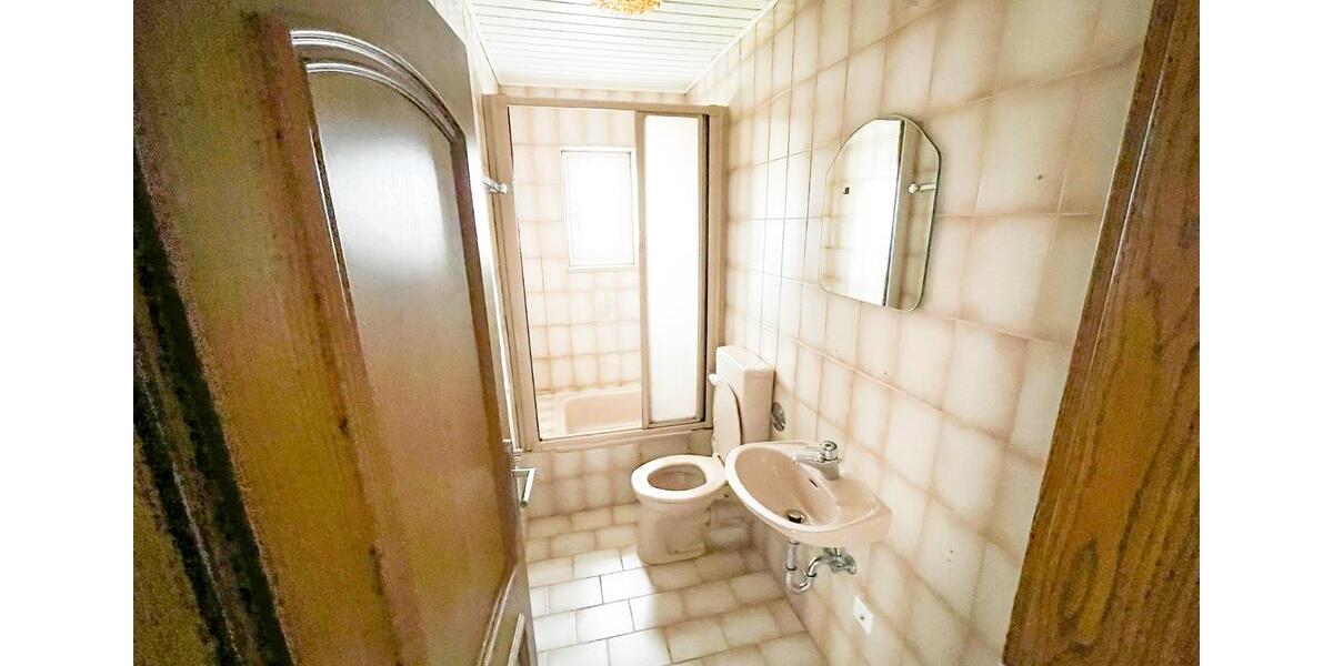 Etagenwohnung Pyrbaum - 5 Zimmer, 123 m&sup2;, 990&euro; | Angebot:25859935