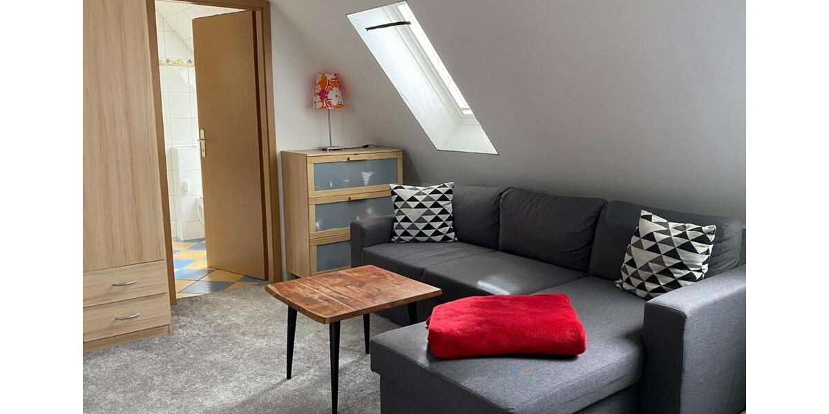 Dachgeschoßwohnung Nürnberg Almoshof - 1 Zimmer, 40 m&sup2;, 520&euro; | Angebot:25812637