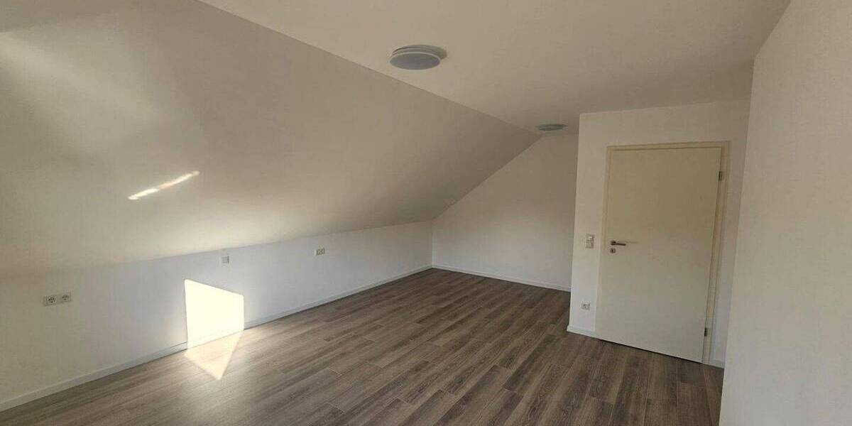Einfamilienhaus Pyrbaum - 6 Zimmer, 129 m&sup2;, 584.000&euro; | Angebot:26016212