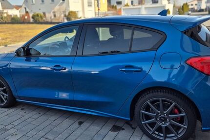 Ford Focus 79.500 km 17.700 &euro; Langenzenn 90579